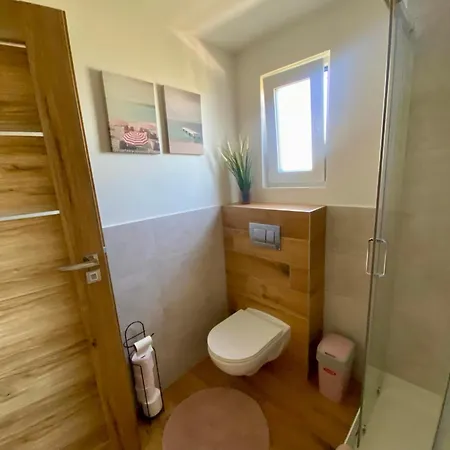 O. W. Jodelka ゲストハウス 3*