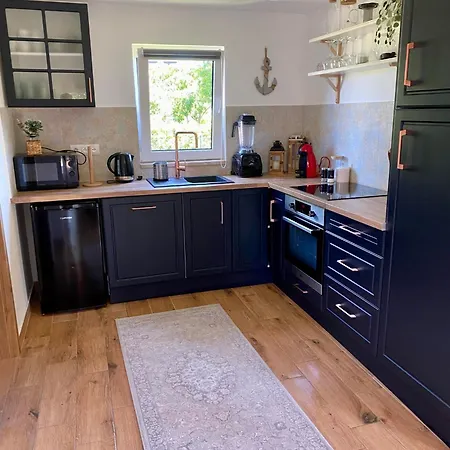 O. W. Jodelka ゲストハウス ウェバ