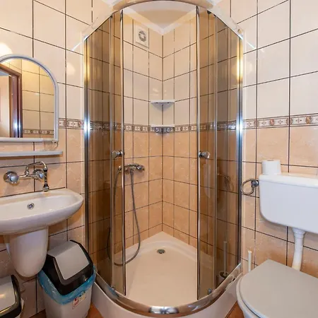 ゲストハウス O. W. Jodelka ウェバ