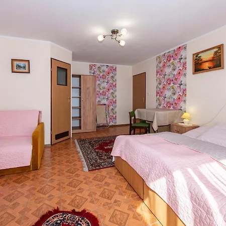 ゲストハウス O. W. Jodelka 3*