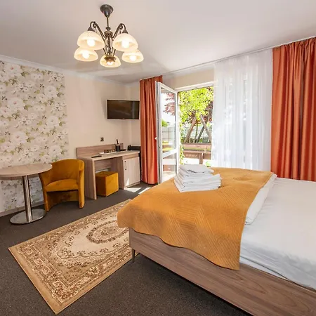 O. W. Jodelka ゲストハウス 3*