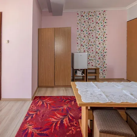 O. W. Jodelka ゲストハウス