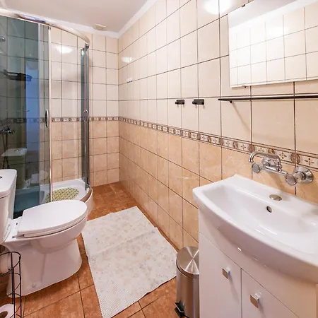 ゲストハウス O. W. Jodelka ウェバ