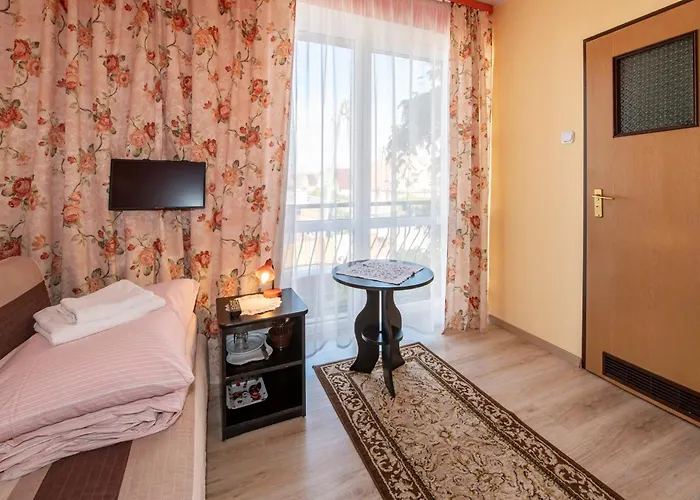 招待所 O. W. Jodelka 3*