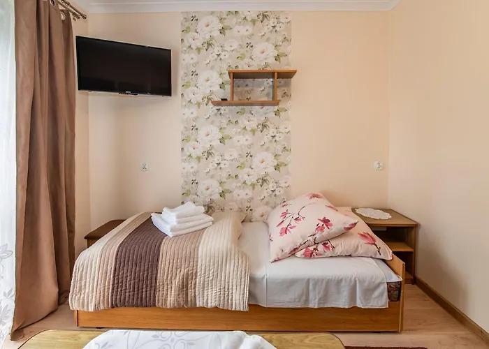 O. W. Jodelka 莱鲍