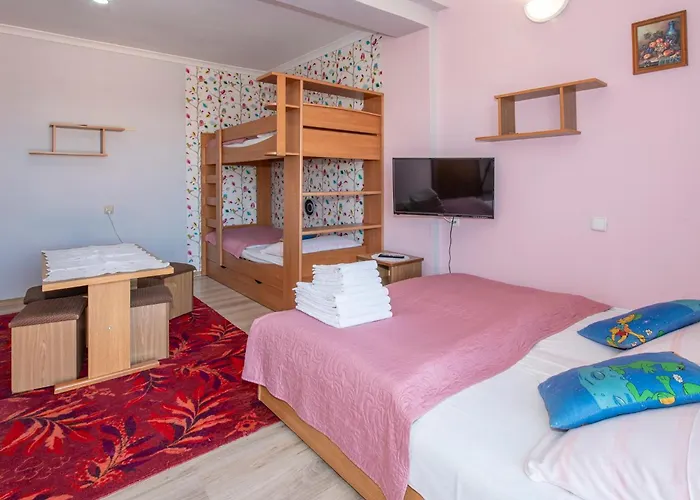 O. W. Jodelka 招待所 3*