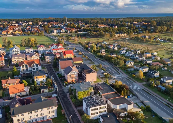 O. W. Jodelka 莱鲍