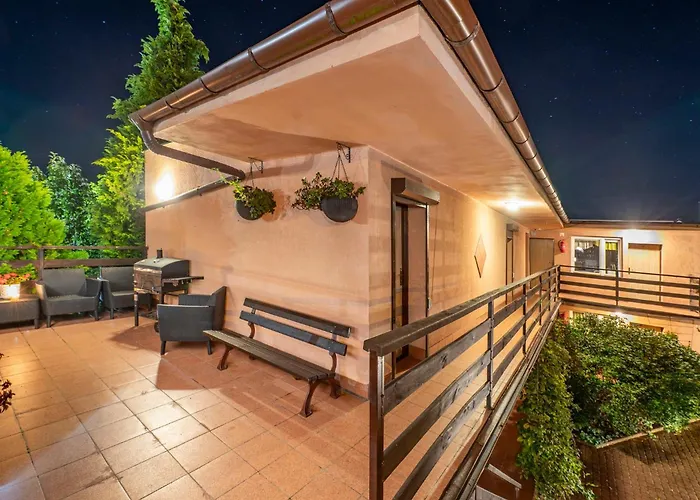 O. W. Jodelka 招待所 3*